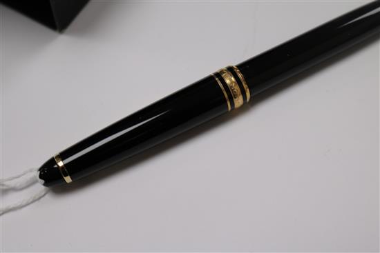 Two Montblanc Meisterstuck mechanical pencils, mint, in original boxes (2)